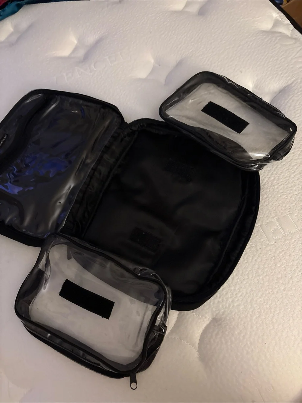 Victoria's Secret Travel Hanging Toiletry Bag Black Waterproof Case
